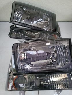 99-04 Ford F250-F550 00-04 Excursion Headlights Luces Focos Faros Micas Calaveras