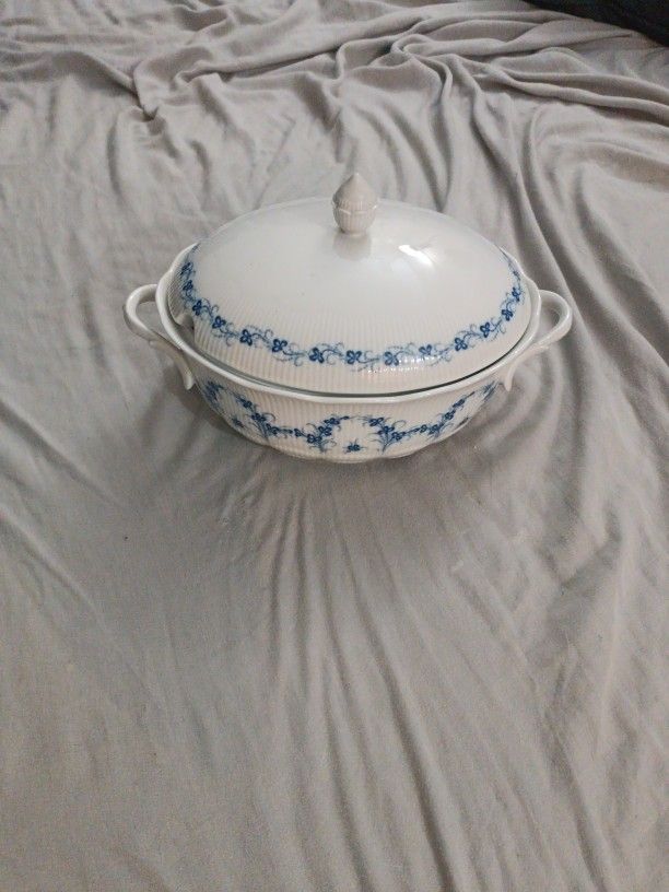 keiser porcelain dish