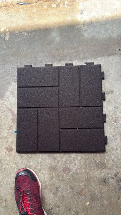 24  - 16” x 16”  Garden/ Patio Pavers