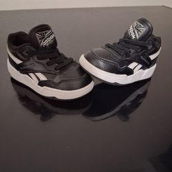 REEBOK Toddler Size 6
