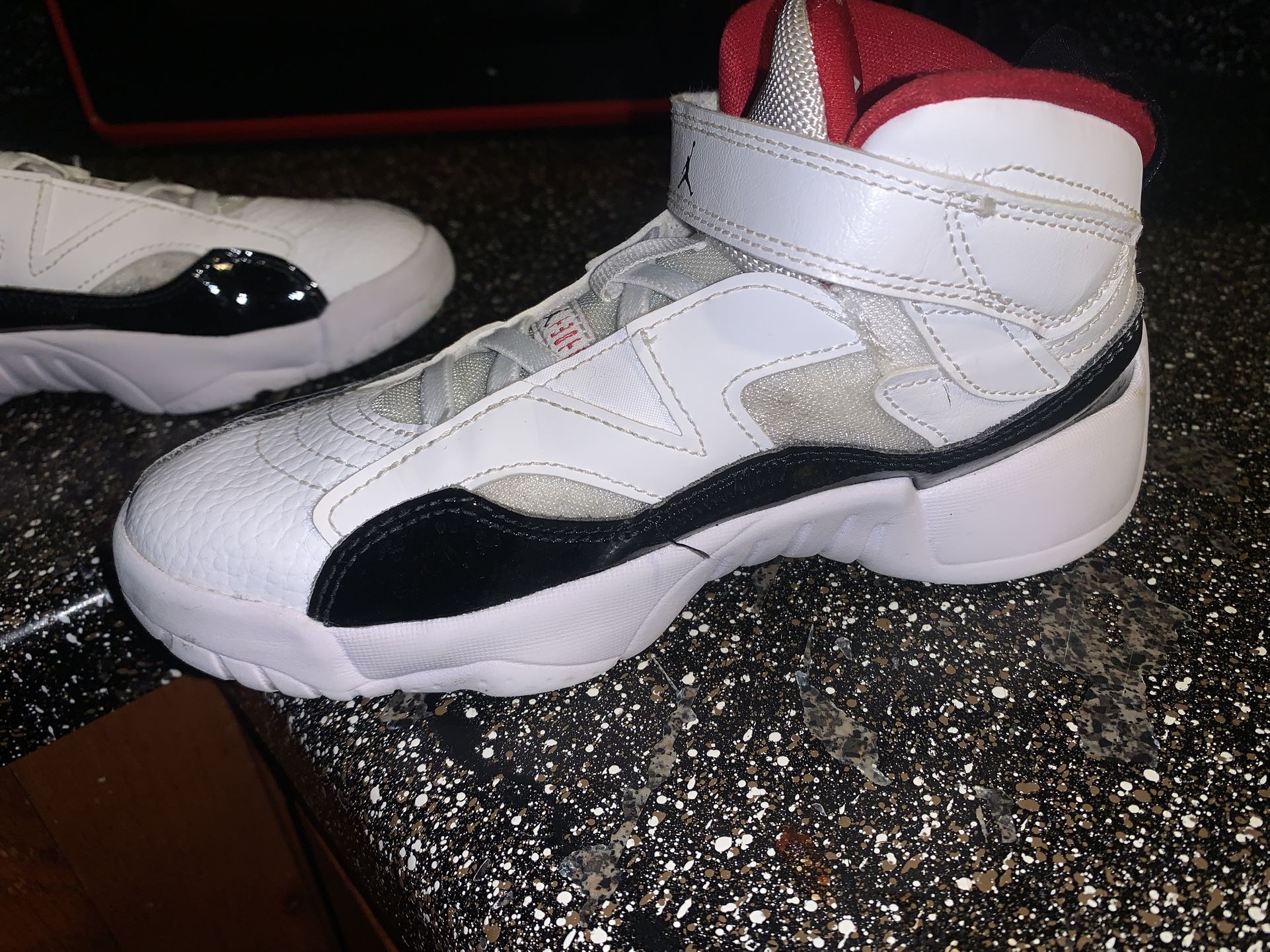Jordan Jump Man Two Trey