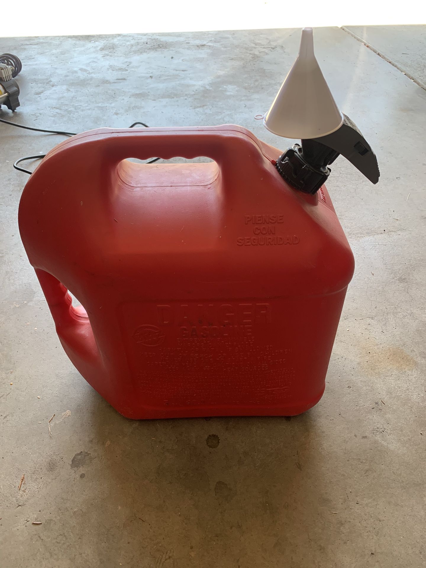 5 Gallon Gas Tank