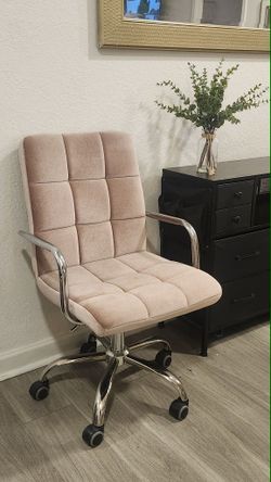 Dusky Pink Velvet Office Chair