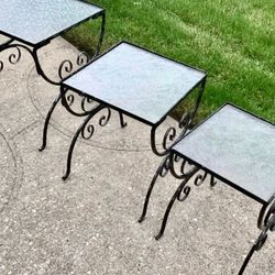 Set Of 3 Wrought Iron Nesting Tables Tempered Glass 1940s Removable Glass Indoor / Outdoor Use