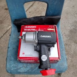 Husky Pneumatic Impact Wrench 