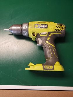 18 VOLT RYOBY POWER DRILL