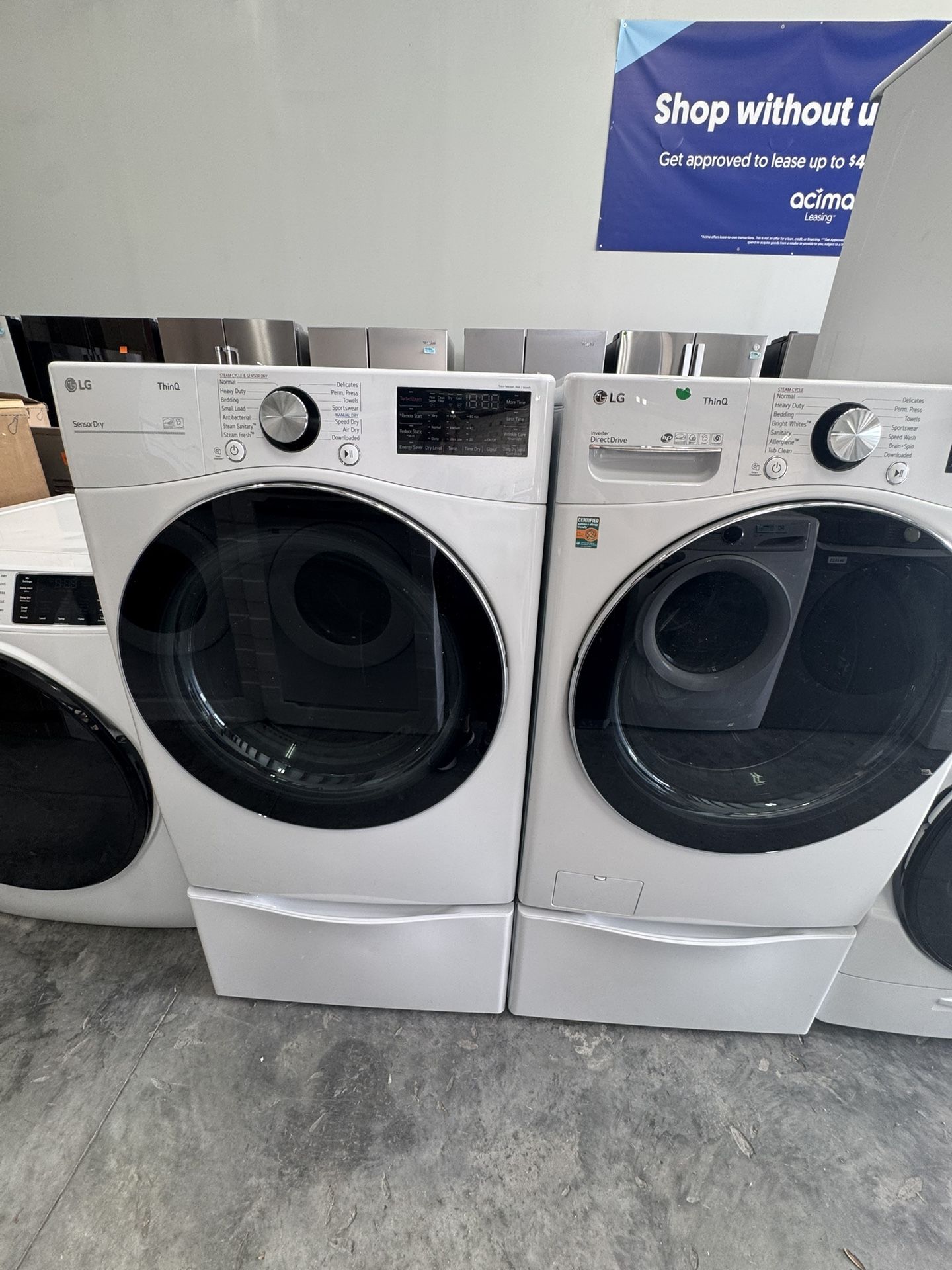 Washer And Gas Dryer Available 