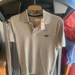 Men’s hollister polo shirt (Small) $10  📍77530