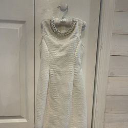 Girls White Dress Size 6