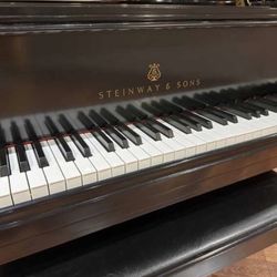 Steinway & Sons M Baby Grand Piano In Excellent Condition Going For Free 