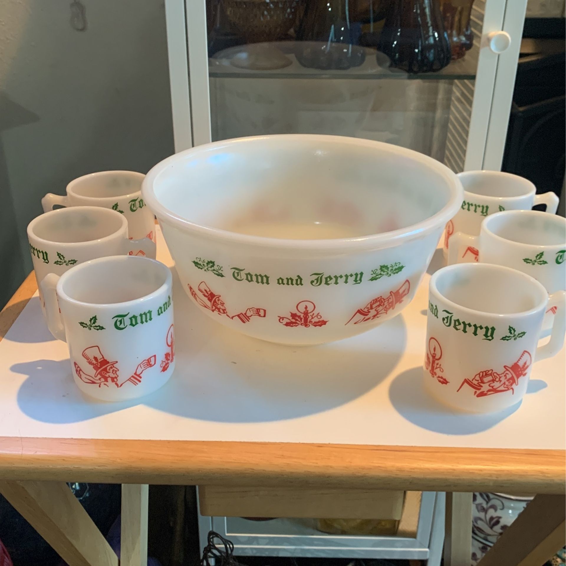 Vintage Hazel Atlas Tom And Jerry Egg Nog Set / Vintage Punch Bowl / Milk Glass Punch Bowl / Milk Glass Coffee Mugs
