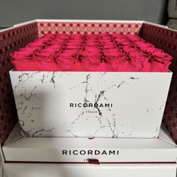 Ricordami Large Marble White Magenta Roses 