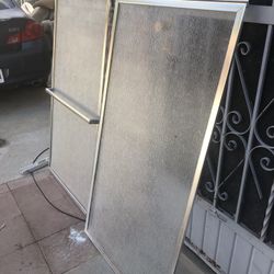 Great Condition Bathroom Glass Doors $30