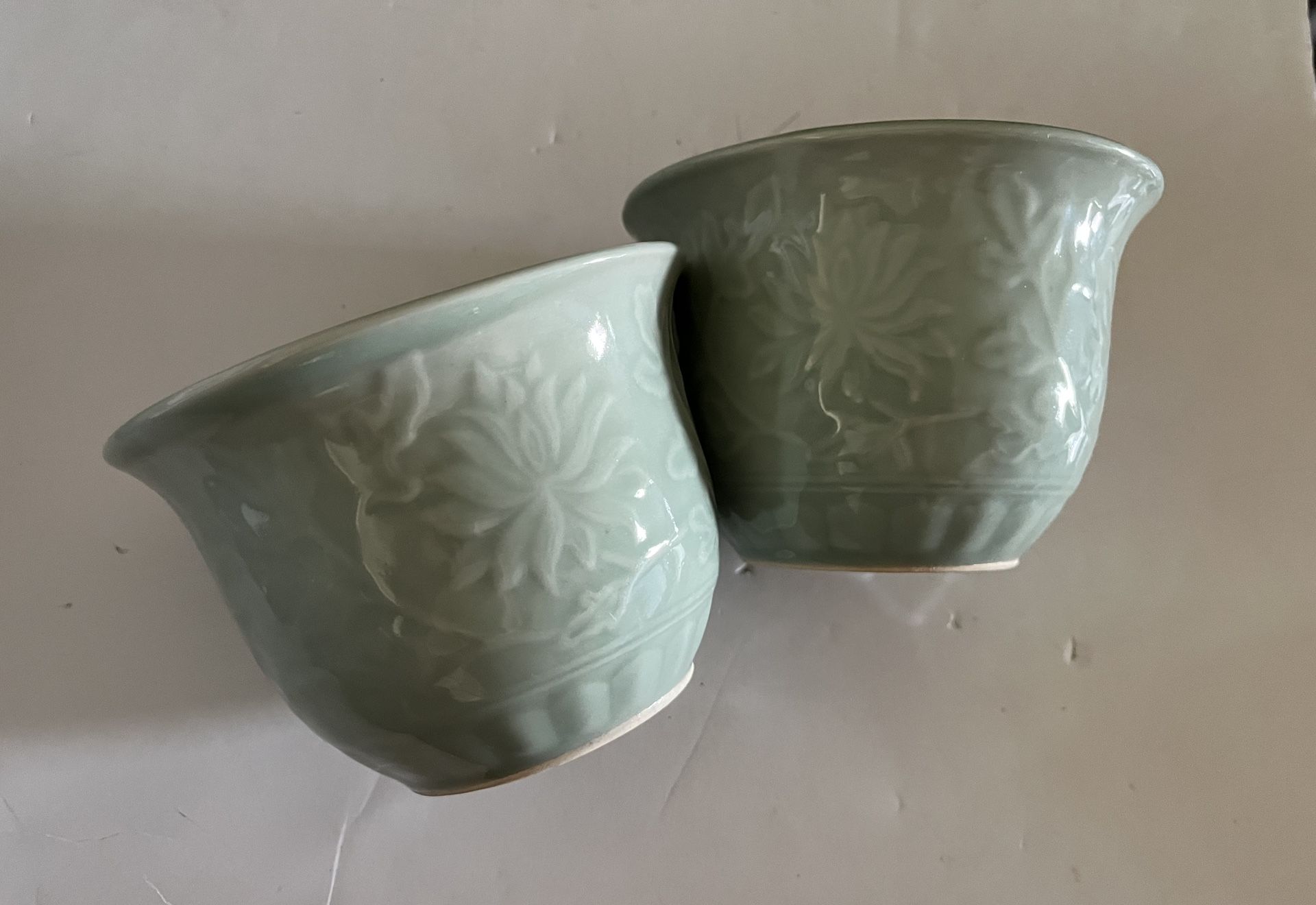 A pair Excellent Vintage Chinese Celadon Ceramic Glazed Light Green Plant Pots