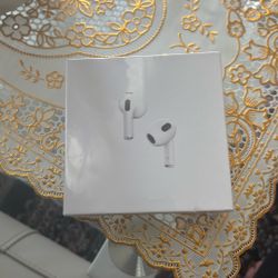 AirPod Gen 3