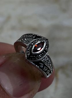 Stainless Steel  Size 6