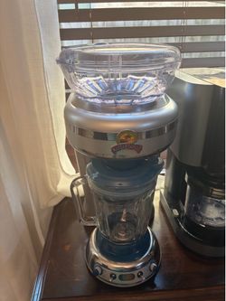 Margarita machine like new