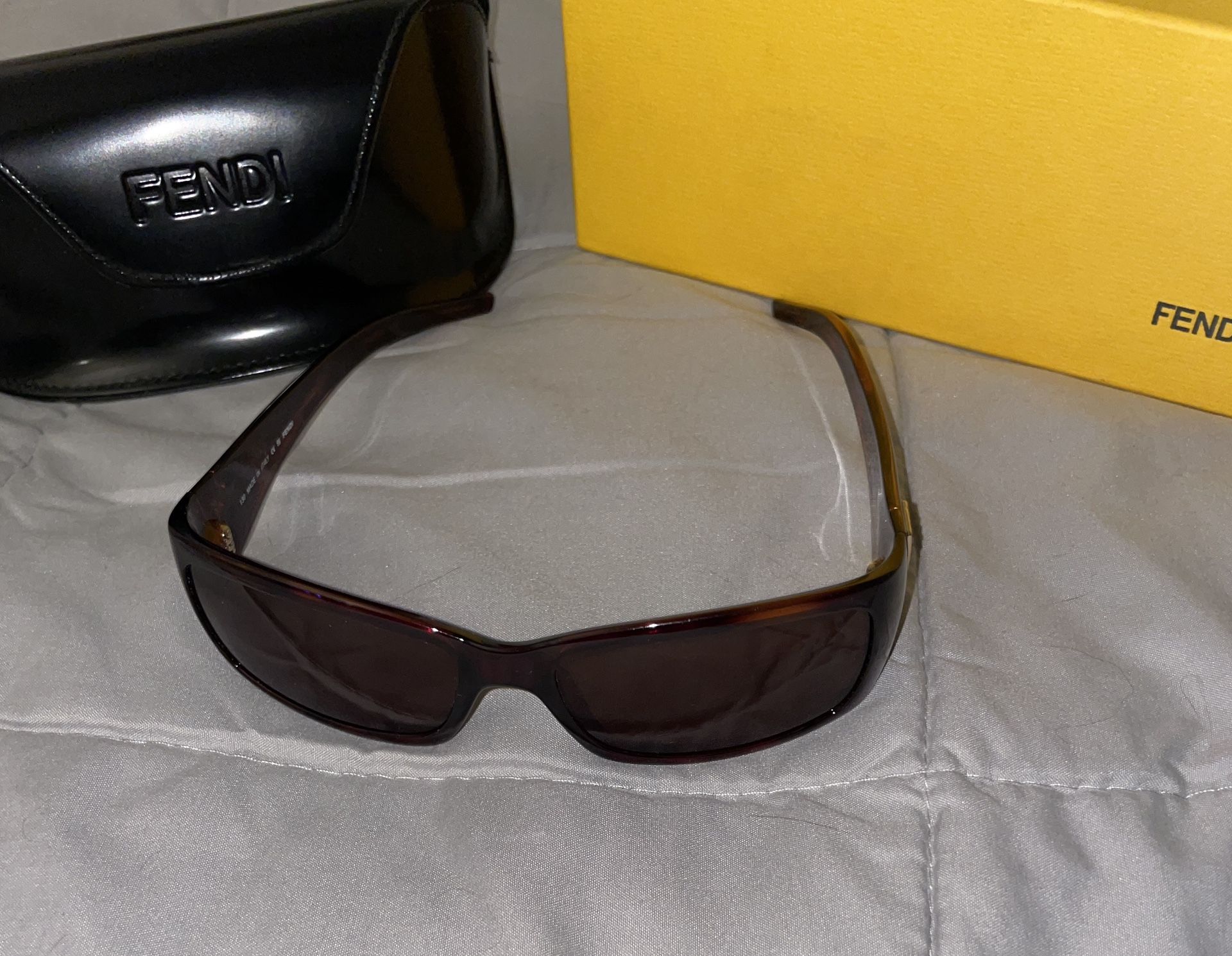  Fendi FS 333R 1 vintage sunglasses