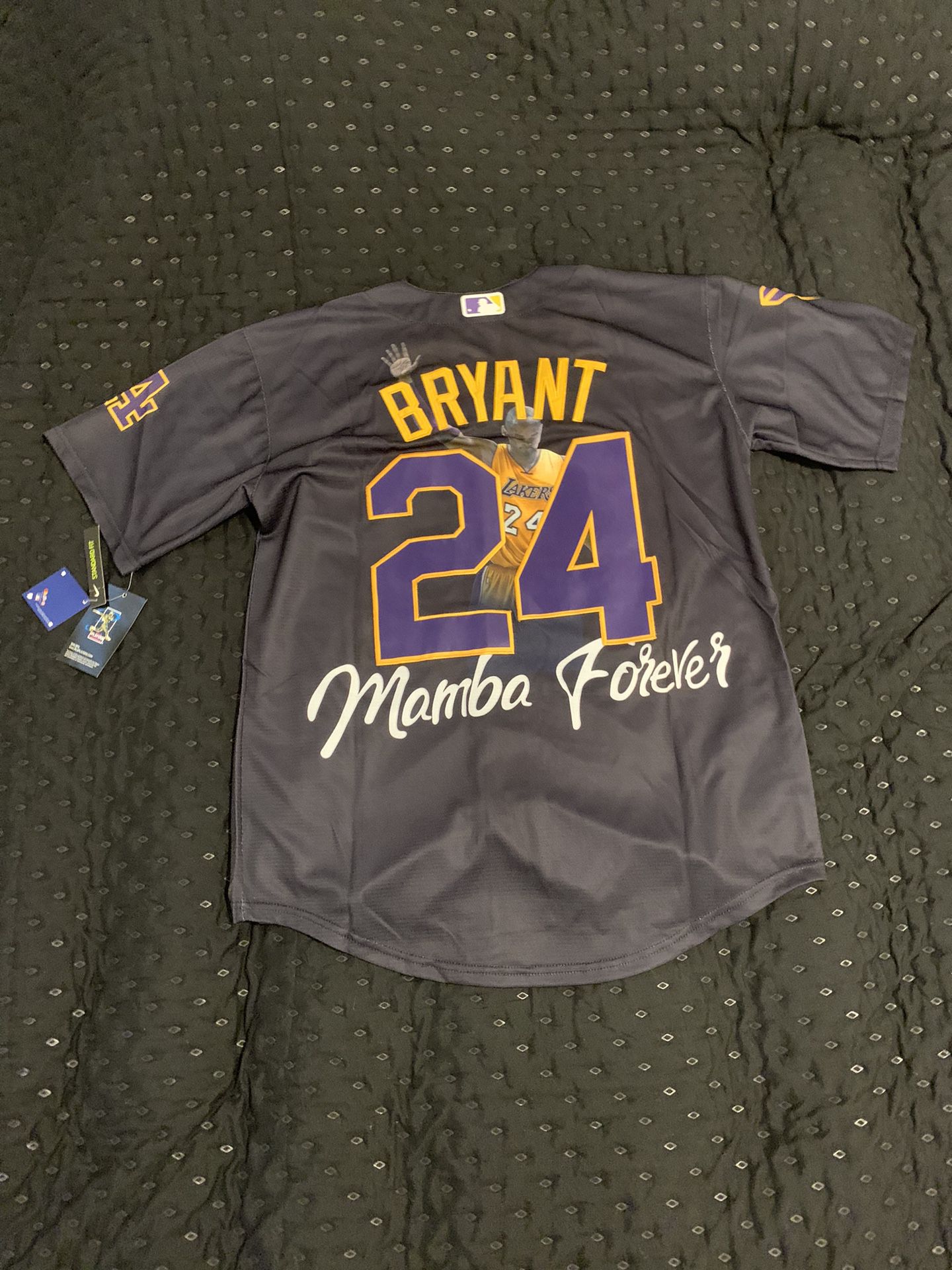 MAMBA FOREVER 🐍 The Dodgers will be giving away Kobe Bryant