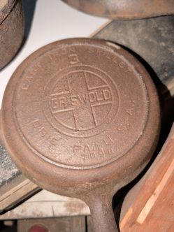 Cast iron pots