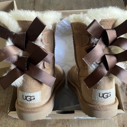 Toddler Size 9 Uggs 