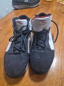 Tredz basketball shoes