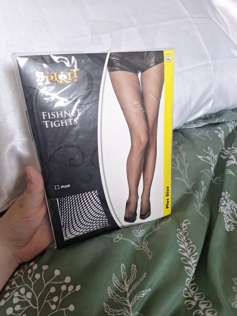 Fishnet tights