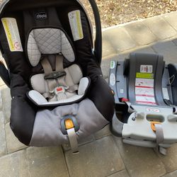 Chicco KeyFit 30 Infant Car Seat And Base Anthracite