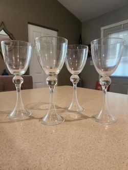Set of 4 - Z Gallerie Wine Glasses