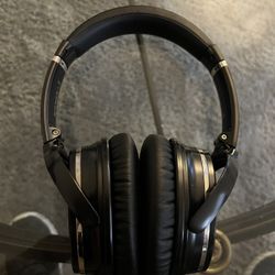 NC25 Srhythm Headphones 