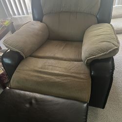 Recline Sofa 100 Dlls 