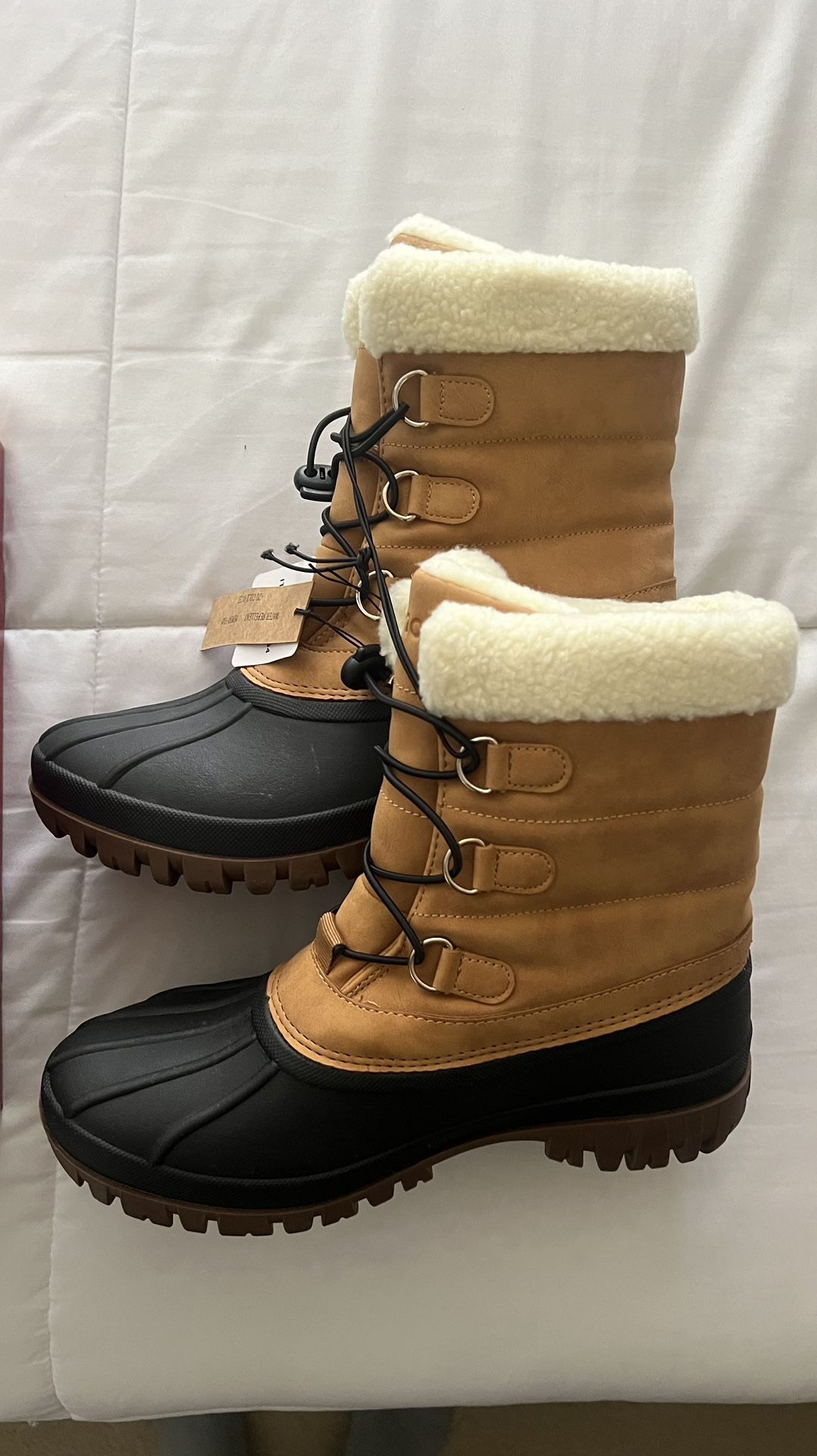 BRAND NEW CHOOKA WOMENS INSULATED PLUSH WATERPROOF WINTER SNOW BOOTS