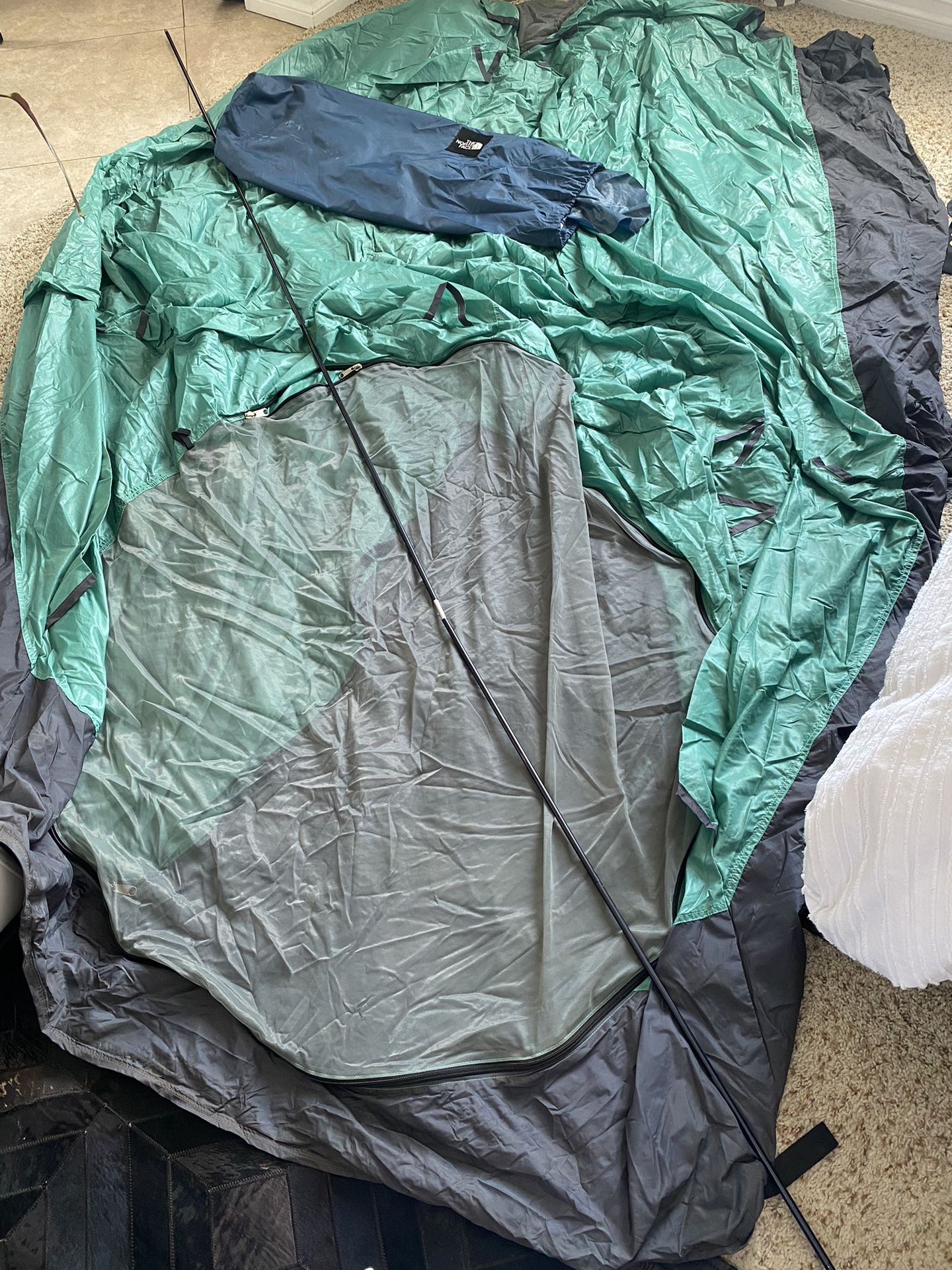 North face 3 Season Tent-Starship extreme