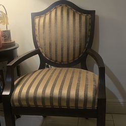 Accent Chairs