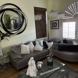 Moving!! Beautiful furniture for sale//