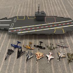 Aircraft Carrier - Kids Toy - Includes Toy Planes