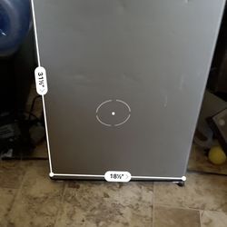 Frigidaire Mini Refrigerator 