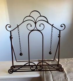 Book Or Frame Holder