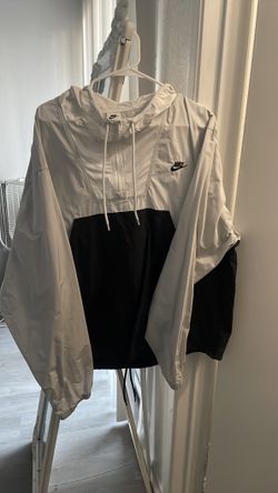 Nike wind breaker