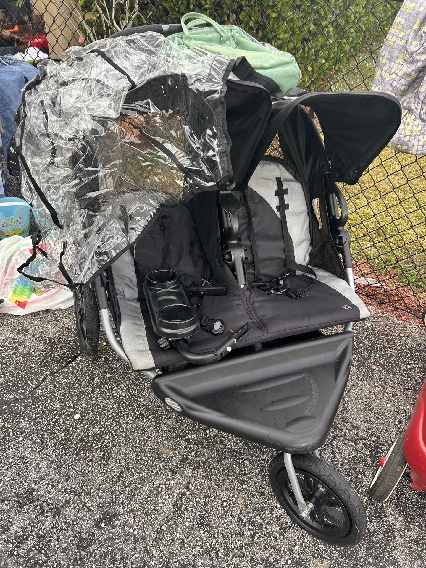 Baby Trend Double Stroller With Rain jacket!!