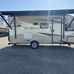 2018 Seabreeze Mini 16 Ft 3500lb Sleeps 5