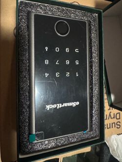 Esmart locker , great for air b&b or back up key outside