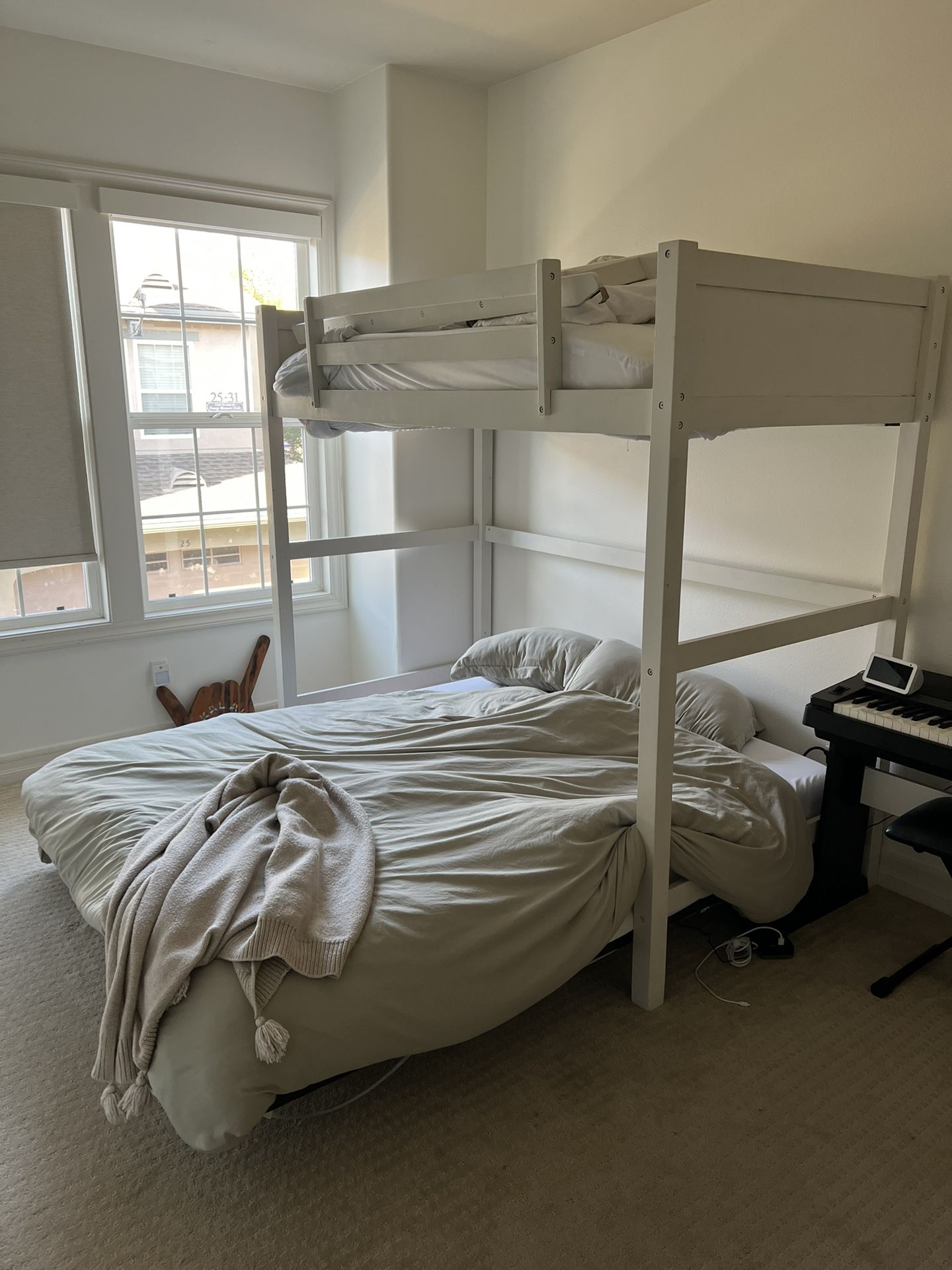 MOVING! FREE BUNK BED FRAME MUST PICKUP AND DISASSEMBLE