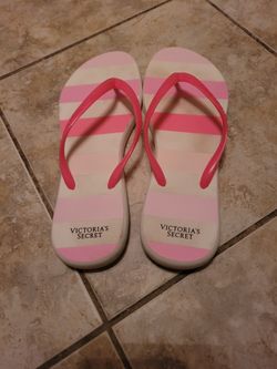 Victoria Secret PINK Flip Flops Size 7-7 1/2 New
