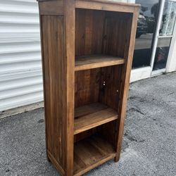 Rustic Solid Wooden Mexican Adjustable Shelving Bookshelf Storage Shelf! Cabin style. Good condition! 29.5x19x67in