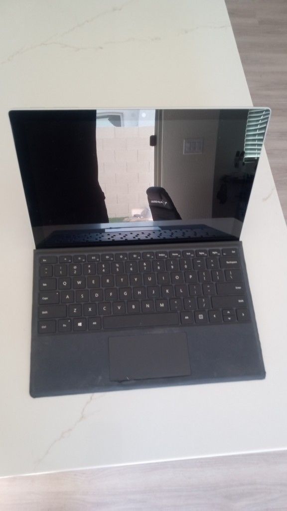 Surface Pro 5