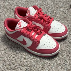 Pink dunks