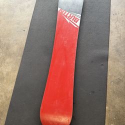 61 Burton Snowboard
