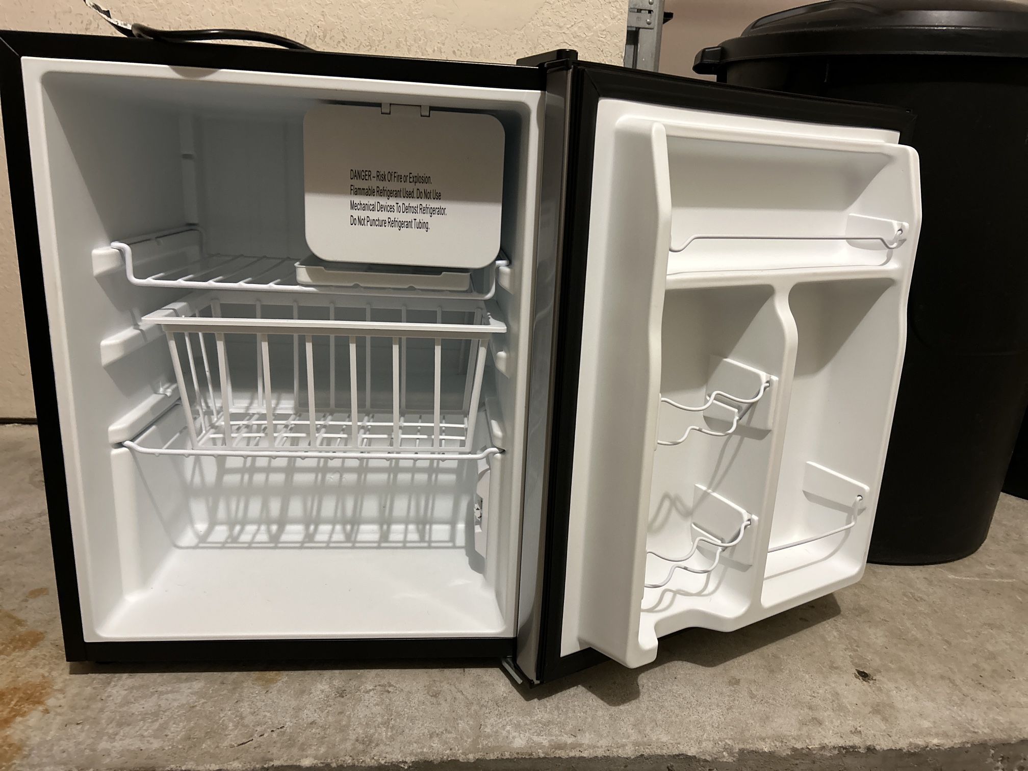Whirlpool Mini Fridge