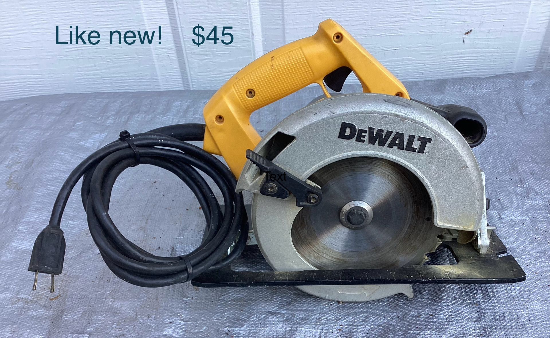 DeWalt Circular Saw With Bag.